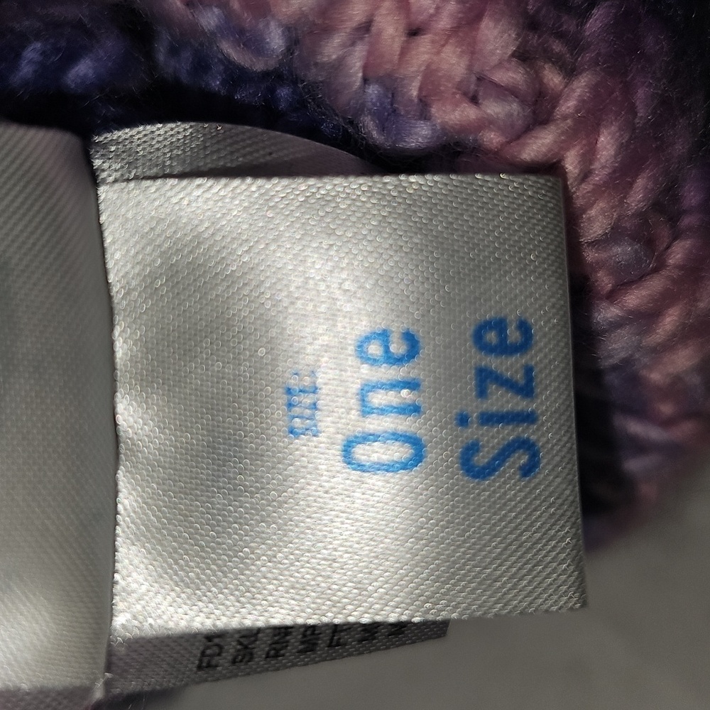 extremely ME! Girls Beanie Hat and Gloves Set OSFM New - Picture 12 of 13